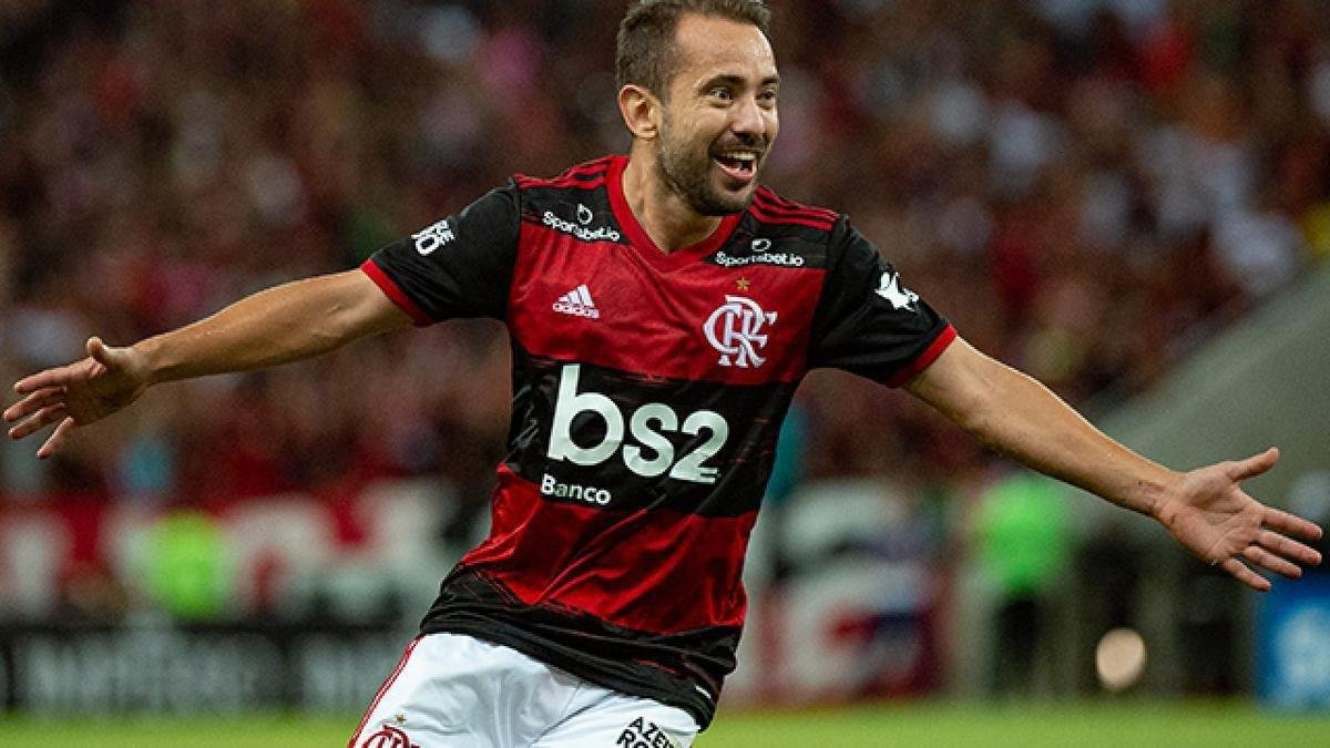 12º - Éverton Ribeiro - Flamengo - Avaliado em 6,5 milhões de euros (cerca de R$ 41,1 milhões)