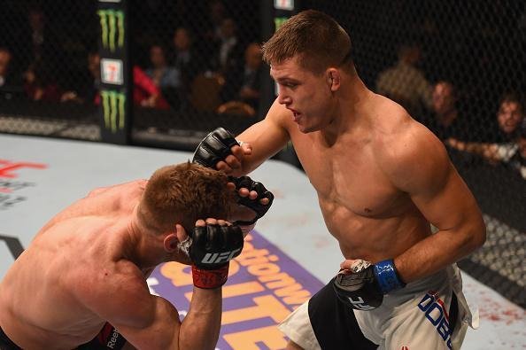 Drew Dober venceu Scott Holtzman por decisão unânime