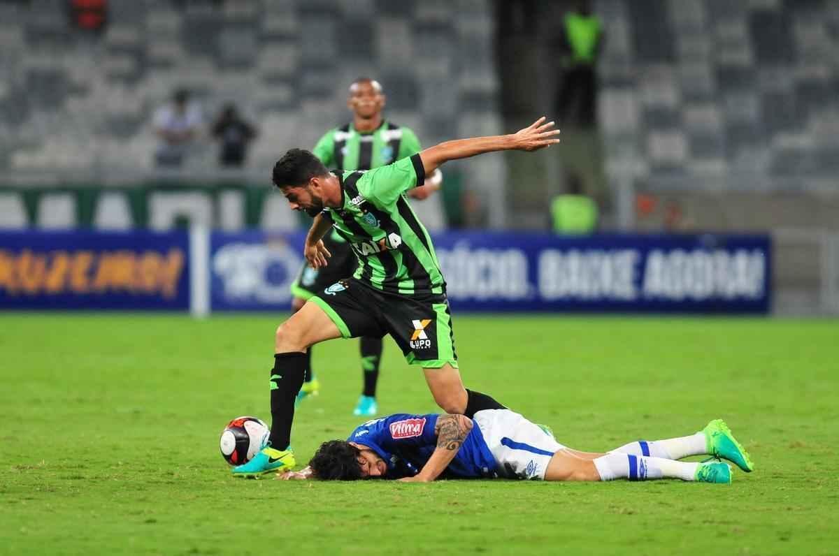 Partida disputada neste domingo, pela semifinal do Campeonato Mineiro
