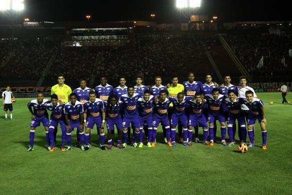 Foto oficial do Cruzeiro tricampeo brasileiro no Barrado