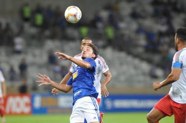 Fotos do duelo entre Cruzeiro e Boa Esporte, no Mineiro, pela primeira rodada do Mineiro