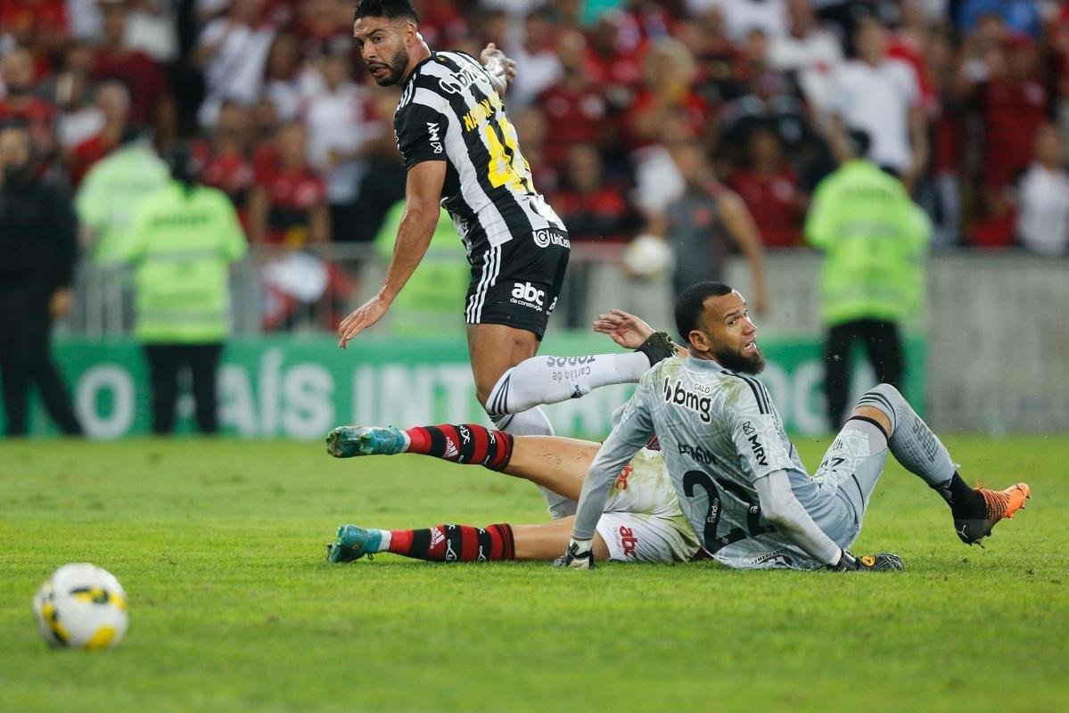 Arrascaeta abriu o placar para o Flamengo: 1 a 0