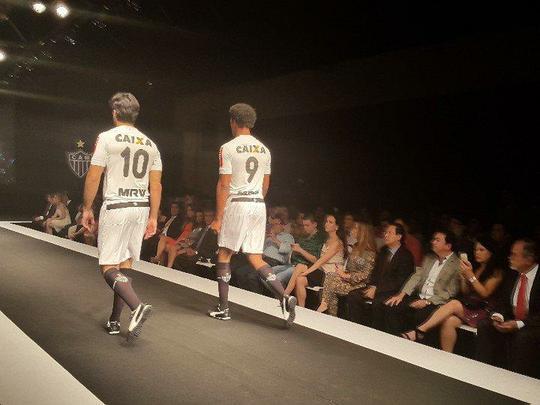 Nova coleção de uniformes do Atlético para 2016, fornecida pela empresa canadense Dryworld