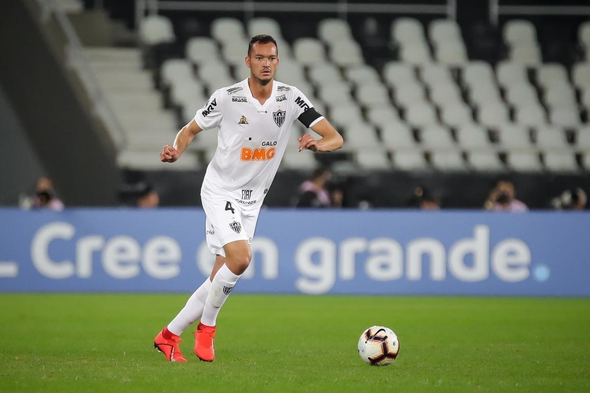 Fotos do duelo entre Botafogo e Atltico, no Estdio Nilton Santos, no Rio, pela ida das oitavas de final da Copa Sul-Americana