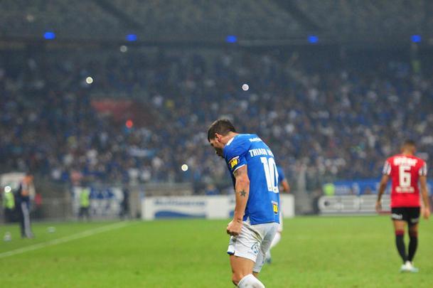 Fotos de Cruzeiro x So Paulo, no Mineiro, pela 26 rodada do Campeonato Brasileiro