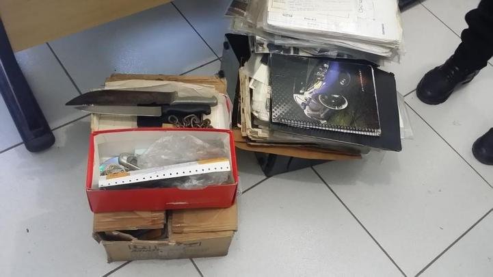 Polícia foi à sede das torcidas organizadas Máfia Azul e Pavilhão Independente nesta terça-feira