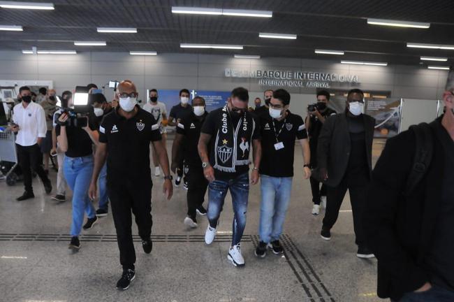 O explosivo El Turco chegou neste de domingo e mandou o recado: Saudações a toda a massa atleticana