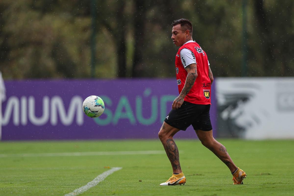 Fotos do primeiro treino de Hulk no Atlitco