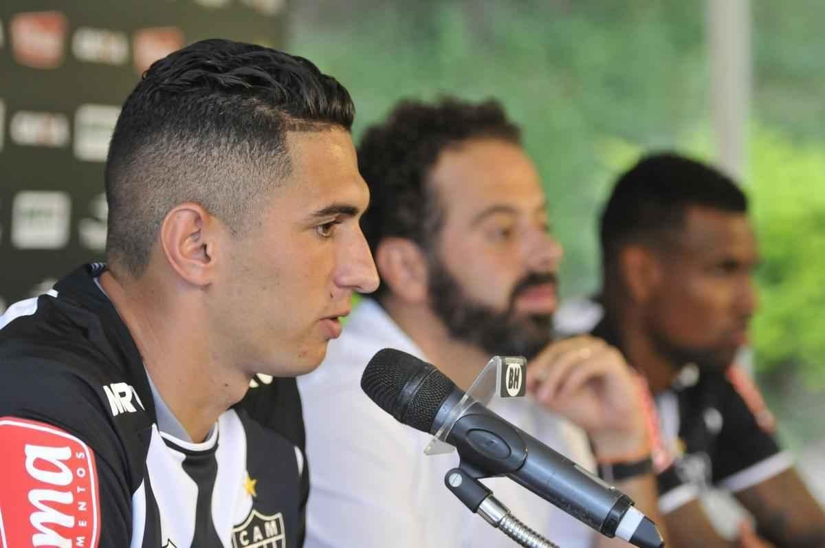 Danilo Barcelos e Felipe Santana foram apresentados nesta tera-feira na Cidade do Galo