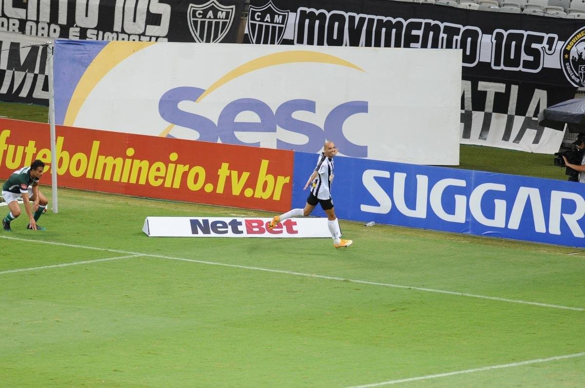 Tardelli fechou a vitria do Atltico sobre o Uberlndia por 4 a 0