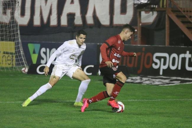 Brasil-RS x Cruzeiro: fotos do jogo pela Srie B 