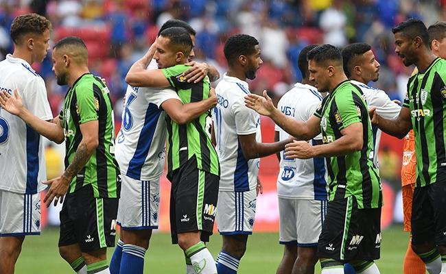Como terminaram as semifinais de Mineiro entre Cruzeiro e América no século