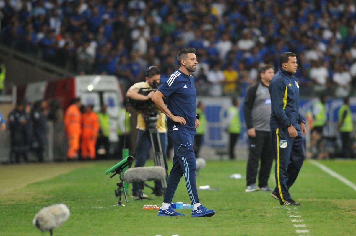 As melhores fotos do jogo entre Cruzeiro e Operrio-PR, no Mineiro, em Belo Horizonte, pela 29 rodada da Srie B do Brasileiro