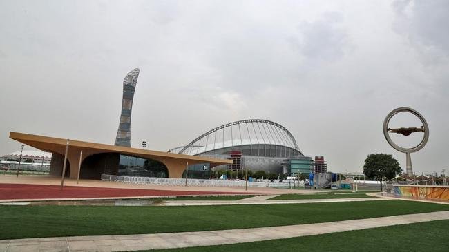 Estdio Internacional Khalifa: inaugurada em 1976, arena em Doha recebeu vrios eventos esportivos internacionais importantes e foi remodelada para o Mundial do Catar
