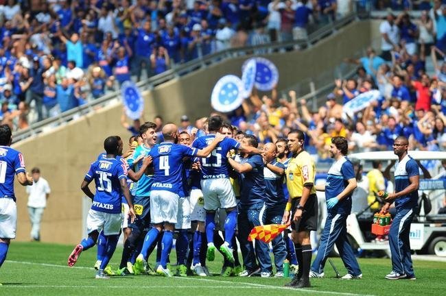 Alexandre Guzanshe/EM/D.A Press