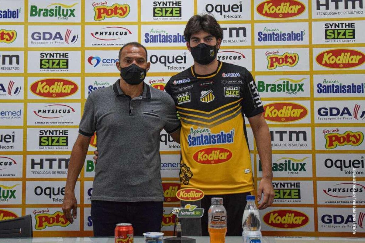 Isaque - zagueiro foi emprestado ao Novorizontino