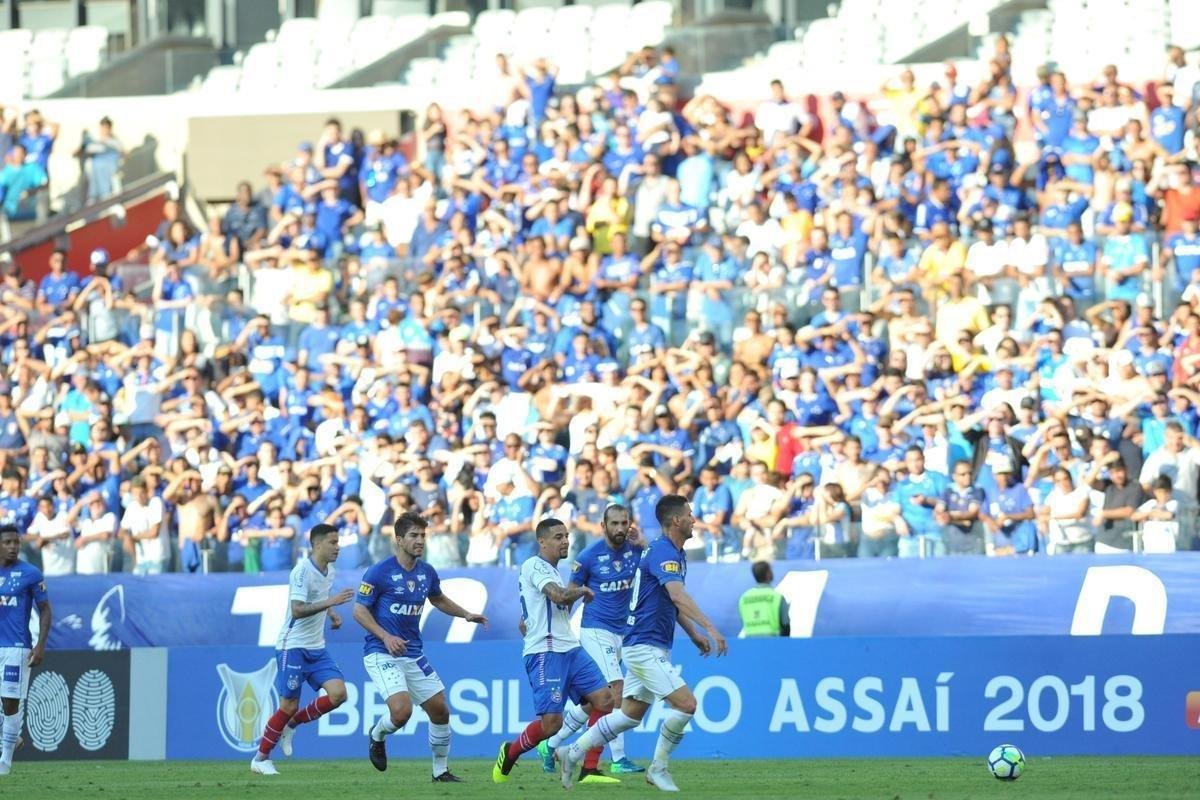Cruzeiro e Bahia duelam em partida vlida pela 19 rodada do Campeonato Brasileiro
