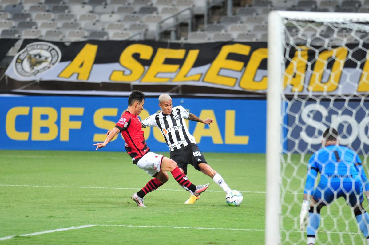 Atltico e Atltico-GO se enfrentaram pela 30 rodada do Brasileiro 