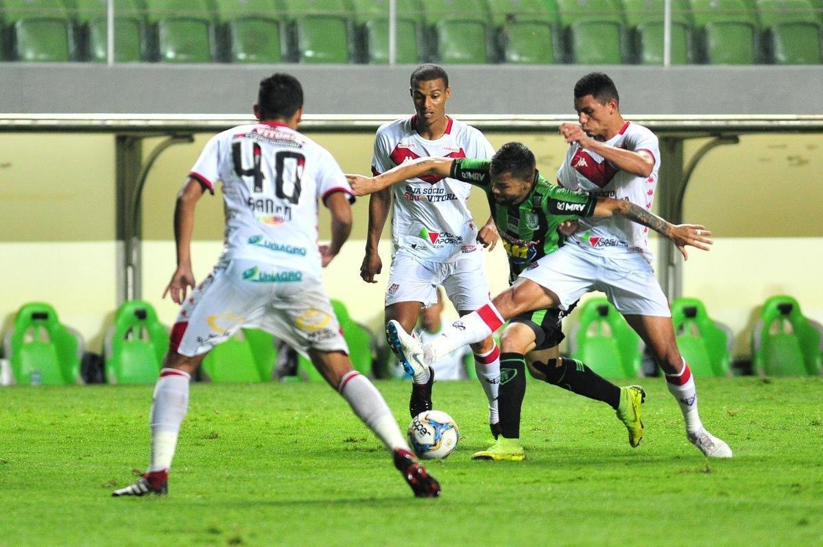 As melhores fotos do triunfo do Amrica sobre o Vitria, no Independncia, pela Srie B