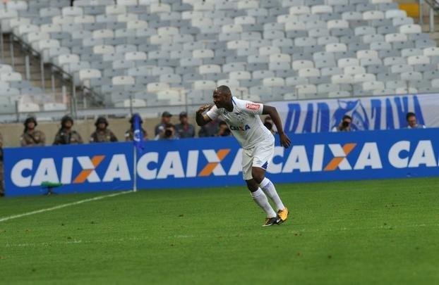Imagens da partida entre Cruzeiro e Sport, duelo vlido pela 21 rodada da Srie A do Campeonato Brasileiro