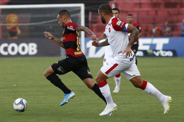 Sport recebe, na tarde deste domingo, confronto diante da equipe do Vila Nova. Jogo pode concretizar o Leão na Série A do próximo ano
