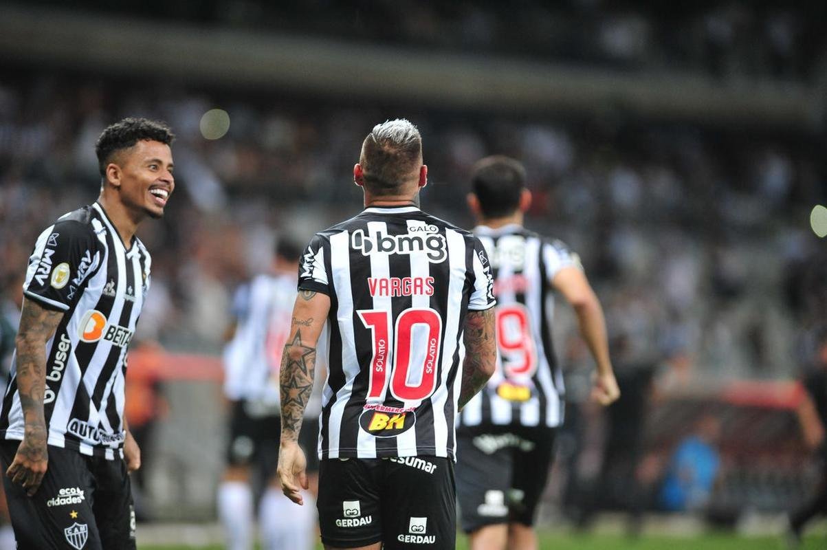 Fotos do jogo entre Atltico e Grmio, no Mineiro, em BH, pela 19 rodada do Campeonato Brasileiro