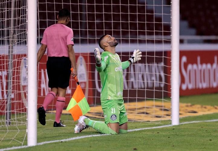 Weverton, do Palmeiras (Brasil)