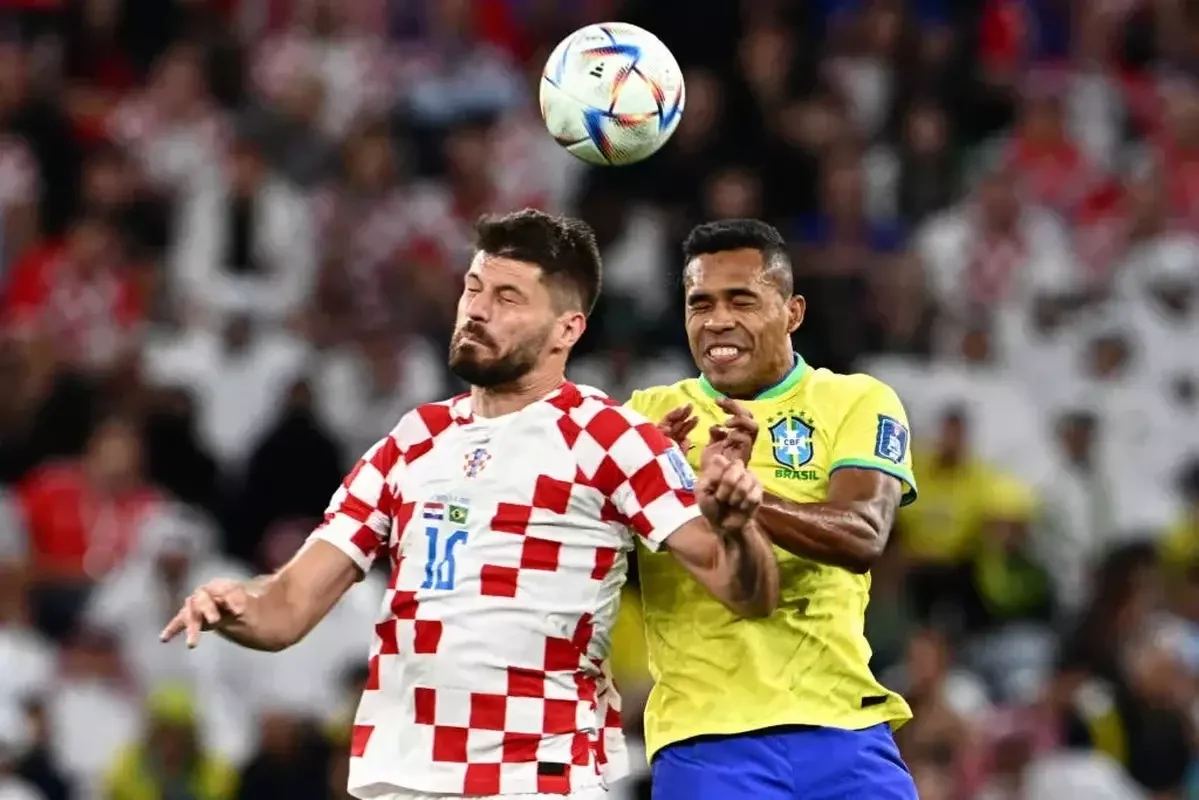 Alex Sandro: o lateral j tem 31 anos e pode ter feito sua despedida na Copa do Mundo