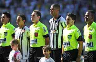 Imagens do duelo entre Atlético e Democrata-GV, no Independência, pelo Campeonato Mineiro