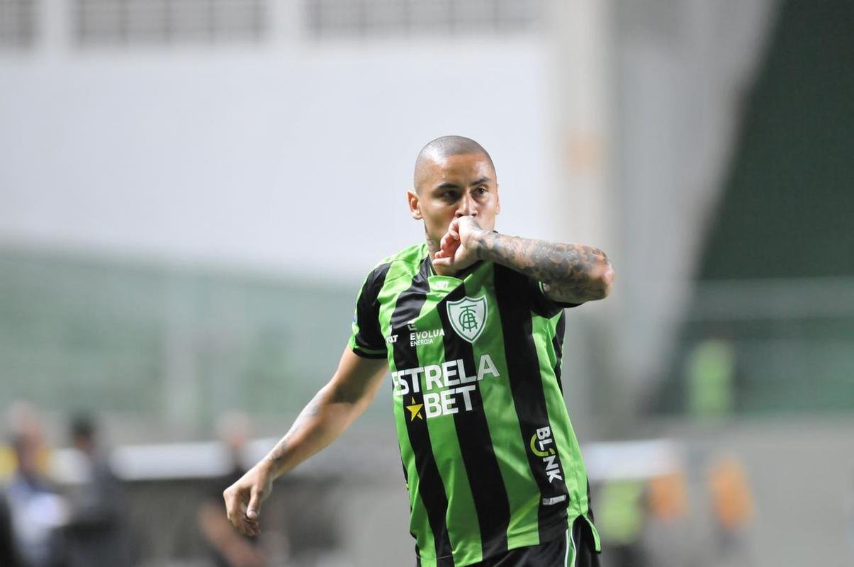 Fotos de Amrica x Pearol pela Sul-Americana, no Independncia