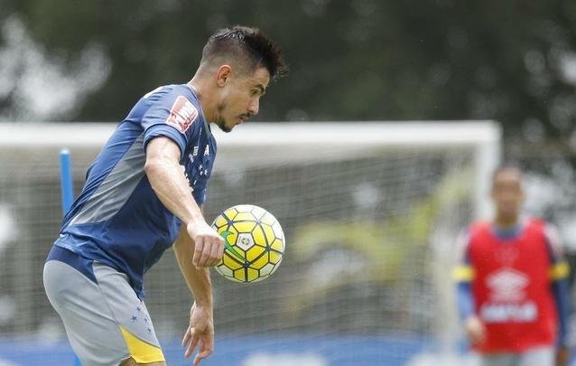 Mano comandou atividade tcnica nesta quarta, antes de Cruzeiro x Ponte, jogo de sbado, pela Srie A