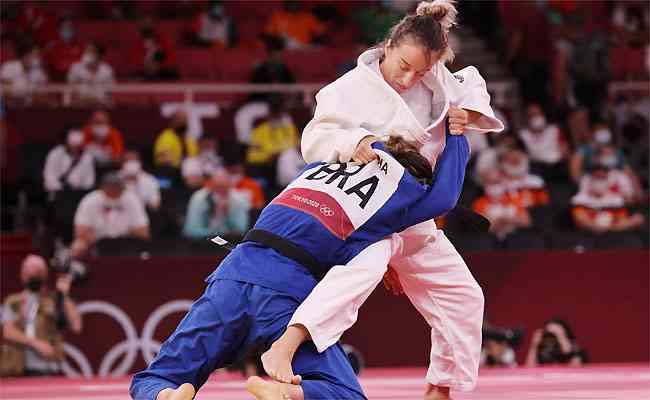 Gabriela Chibana foi superada por kosova nmero um do mundo e parou na segunda luta
