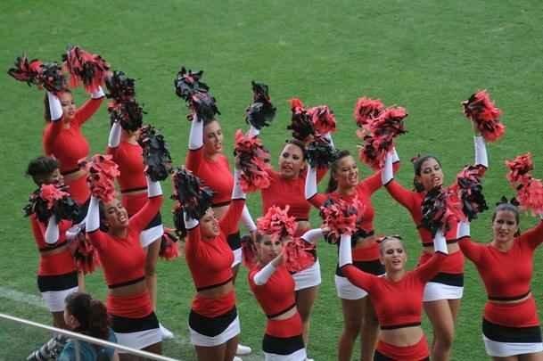 Imagens do jogo entre Minas Locomotiva e Get Eagles no Independncia