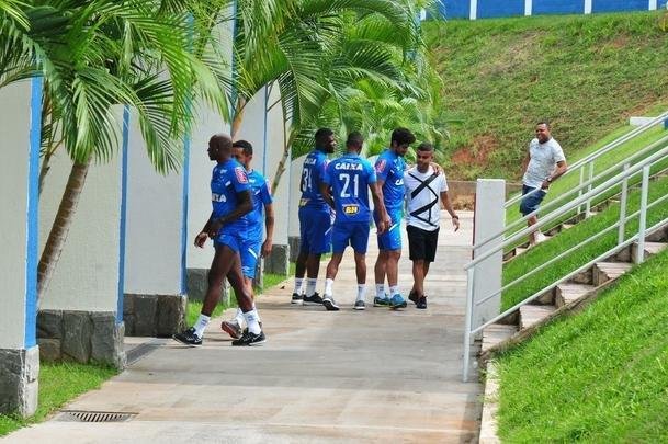 Cruzeiro iniciou temporada 2018 com reapresentao do elenco nesta quarta-feira; a caminho do Grmio, Alisson se despediu dos companheiros