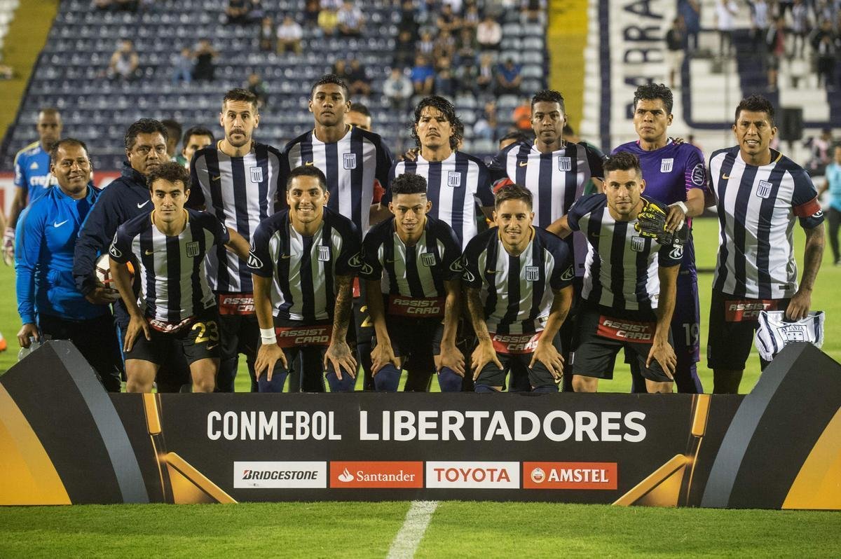 Alianza Lima: J est na Libertadores. Se for eliminado pelo Melgar na semifinal do Clausura, jogar a segunda fase da competio continental. Se conseguir avanar  final do torneio nacional, iniciar a Libertadores j na fase de grupos.

