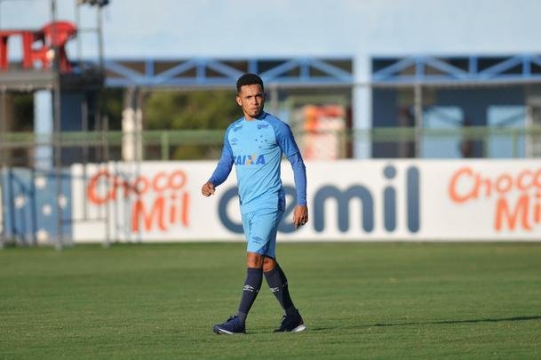 Aps conquistar o Mineiro, jogadores do Cruzeiro voltaram ao trabalho nesta tera-feira