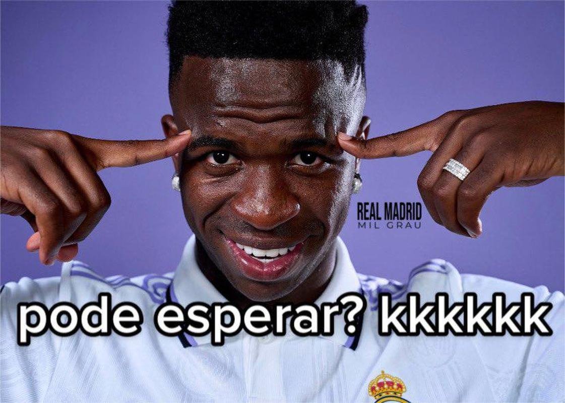 Torcedores brincaram com a eliminao do Flamengo para o Al-Hillal, pela semifinal do Mundial 