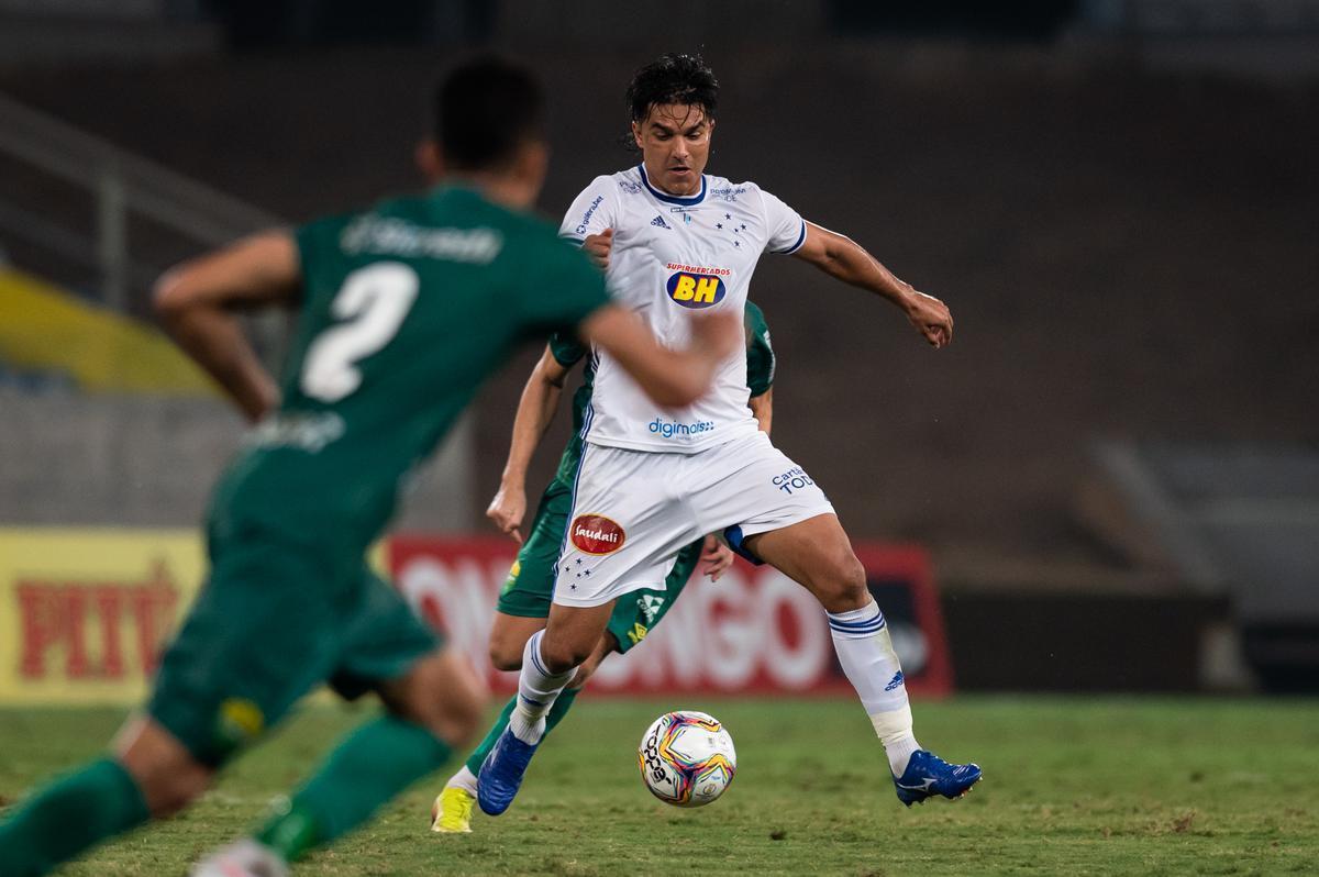 O Cruzeiro perdeu para o Cuiabá por 1 a 0, no dia 3 de outubro, na Arena Pantanal, no Mato Grosso, pela 13ª rodada da Série B.