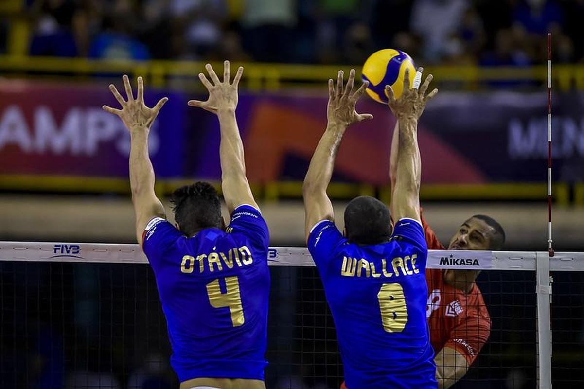 Fotos da final do Mundial de Vlei Masculino, entre Cruzeiro e Civitanova-ITA, no Ginsio Divino Braga, em Betim