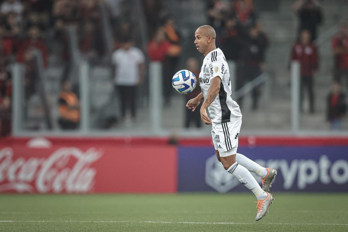 O Atltico visitou, na noite desta tera-feira (18/4), o Athletico-PR na Arena da Baixada, em Curitiba. A partida foi vlida pela 2 rodada do Grupo G da Copa Libertadores de 2023.