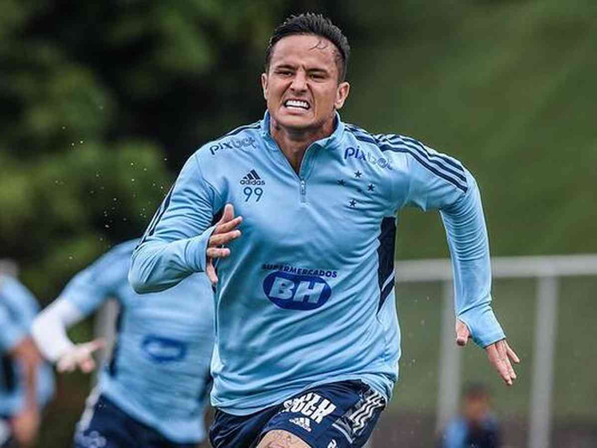 Jogo contra Londrina vale 'pontos em dobro' para Paulo Pezzolano