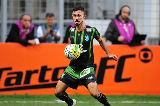 Imagens do jogo entre Amrica e Fluminense no Independncia