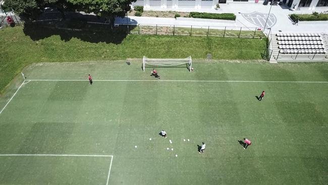 Atl�tico segue prepara��o para o cl�ssico; veja fotos