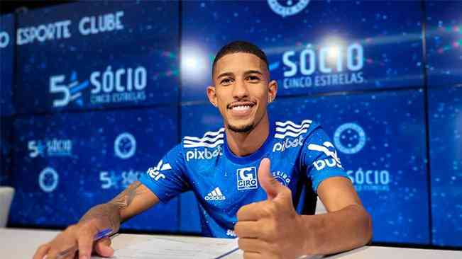 Quem  e como joga Igor Formiga, lateral-direito contratado pelo Cruzeiro