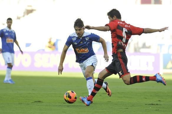 Galeria de fotos do jogo entre Cruzeiro e Flamengo, no Mineiro, pela 19 rodada do Brasileiro