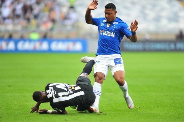 Equipes se enfrentaram no Mineiro, na tarde deste domingo, pela 25 rodada da Srie A