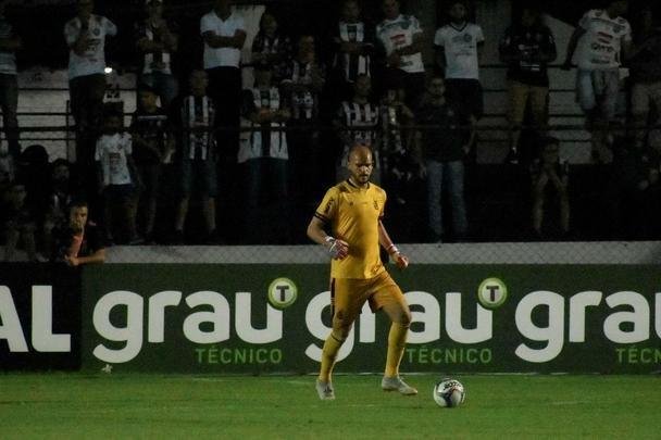 Fotos de Operrio x Amrica, no Estdio Germano Krger, em Ponta Grossa, pela primeira rodada da Srie B