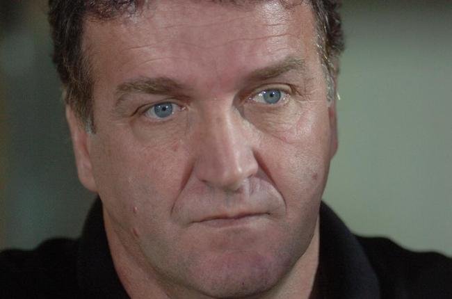 Nos tempos de atleta, Cuca, ex-tcnico de Cruzeiro e Atltico, foi condenado na Sua de por supostamente ter estuprado uma menina de 13 anos. Ele e outros dois gremistas (Eduardo e Henrique), tambm acusados, ficaram 28 dias presos.