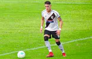 17 - Bryan Bentaberry: o zagueiro, que tambm pode atuar na lateral, tem 21 anos. Cria da base do Danubio, retorna ao clube aps ter sido emprestado ao Villa Espaola.