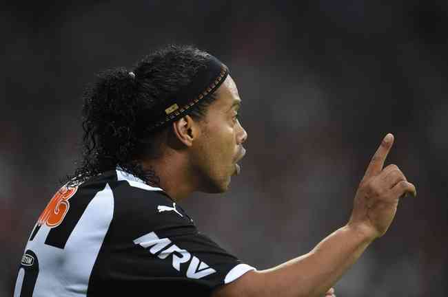 Prestes a enfrentar Ronaldinho, Galo busca melhorar desempenho no  reencontro com ídolos - Superesportes